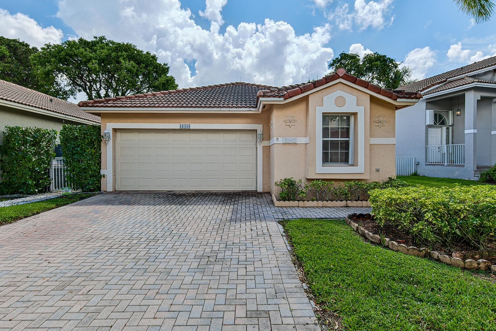 16416 Sapphire Street, Weston, FL 33331 Photo
