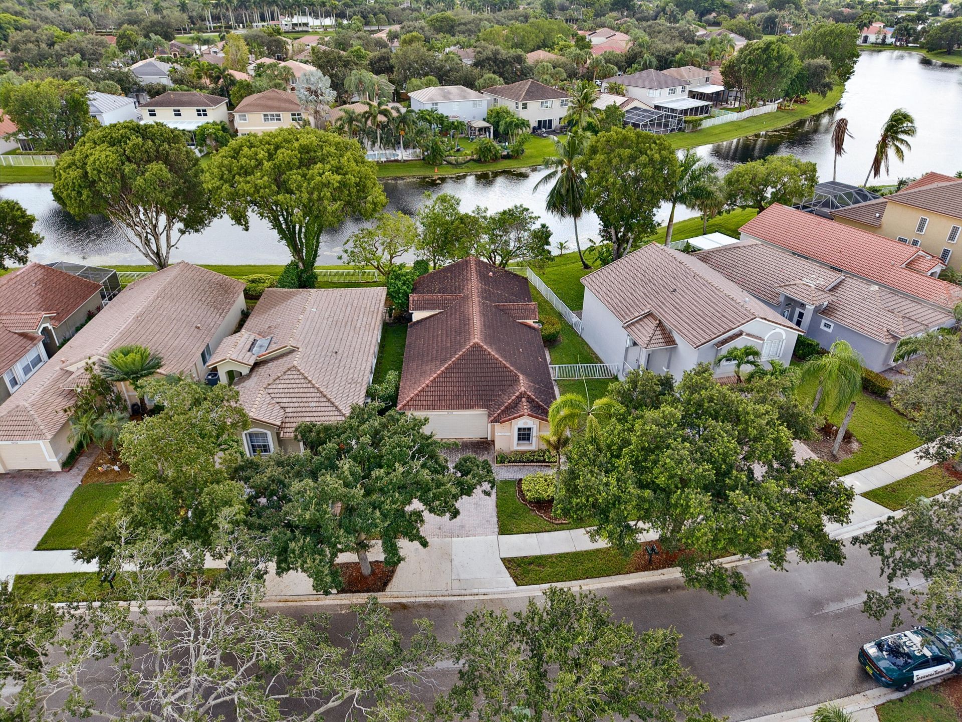 16416 Sapphire Street, Weston, FL 33331 Photo