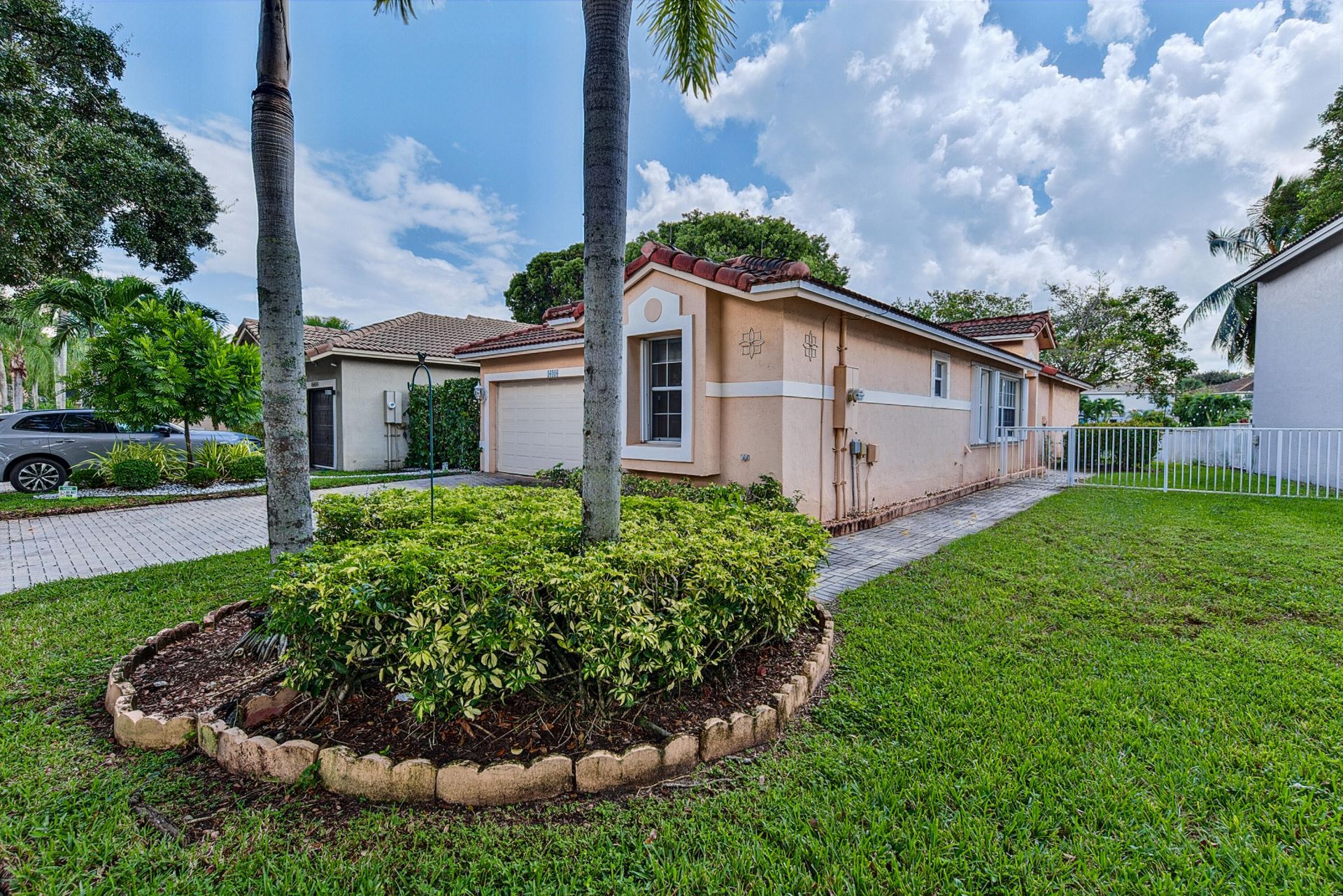 16416 Sapphire Street, Weston, FL 33331 Photo