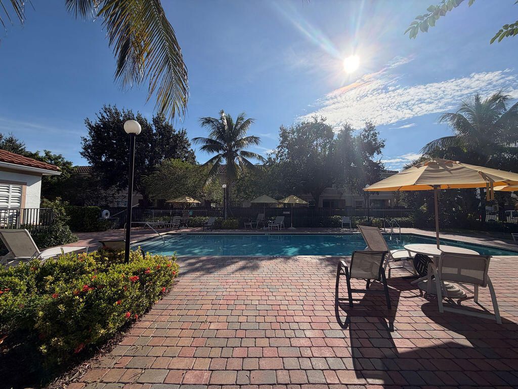 5282 Ashley River Road, West Palm Beach, FL 33417 Photo