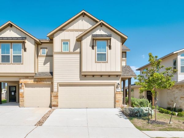 2208B Cornfield DR, Pflugerville, TX 78660