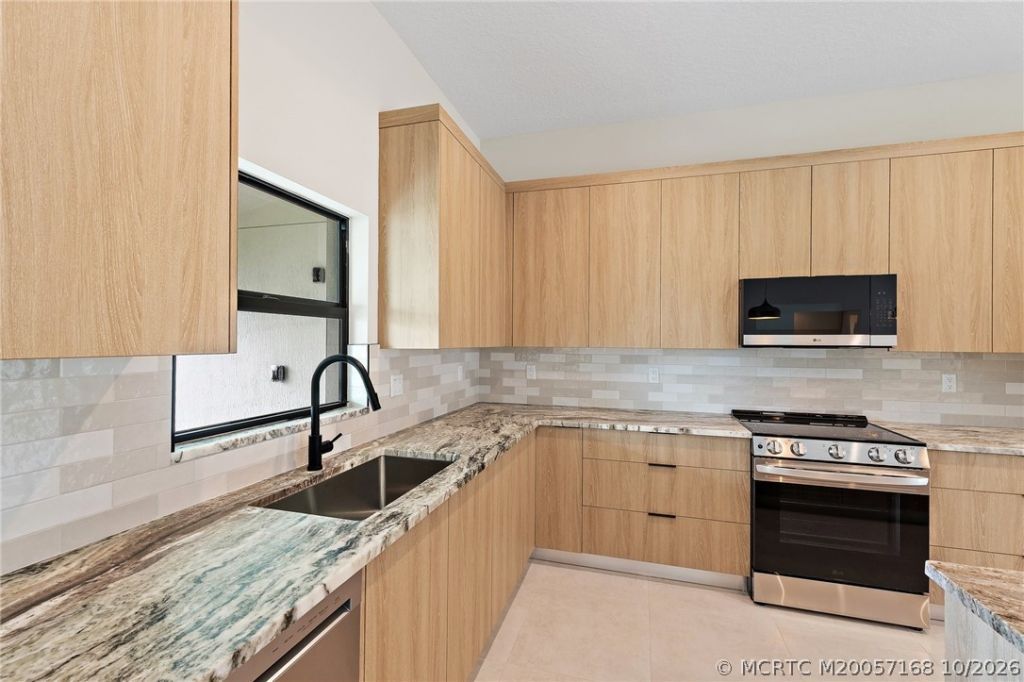 4588 SW Athena Drive , Port Saint Lucie, FL 34953 Photo