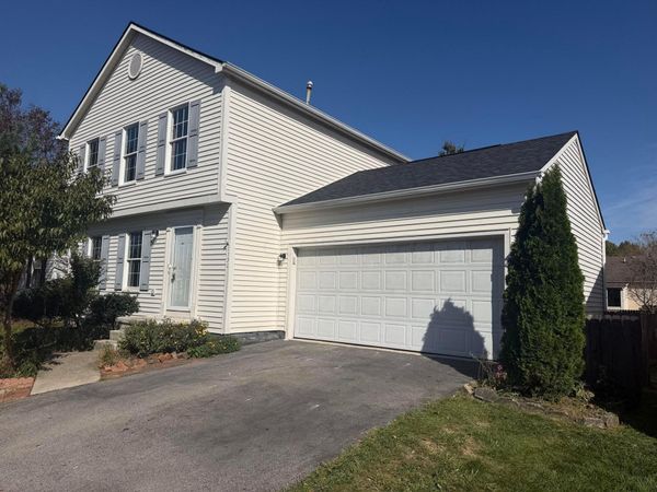 1150 Moneca Street , Blacklick, OH 43004