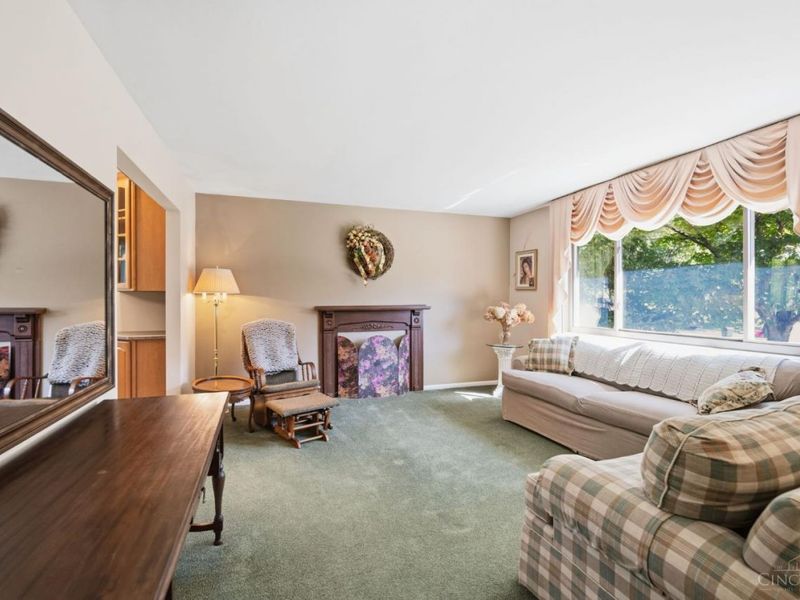 5580 Seville Court, Green Township, OH 45247 Photo 5