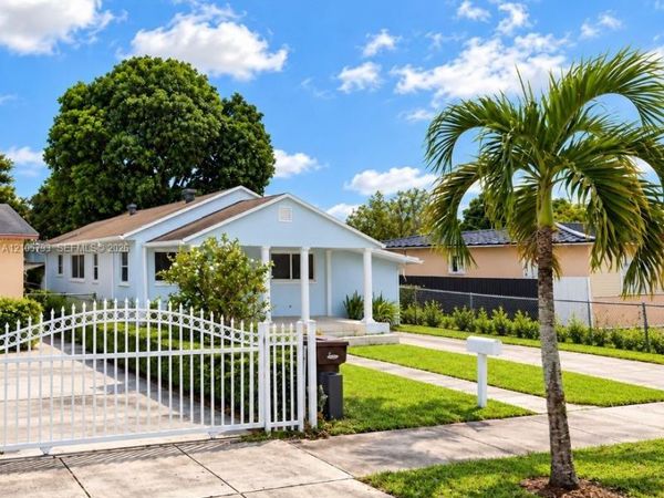 258 E 12th St , Hialeah, FL 33010
