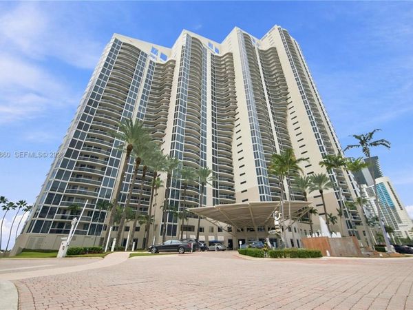 17555 Collins Ave , Unit 1903, Sunny Isles Beach, FL 33160