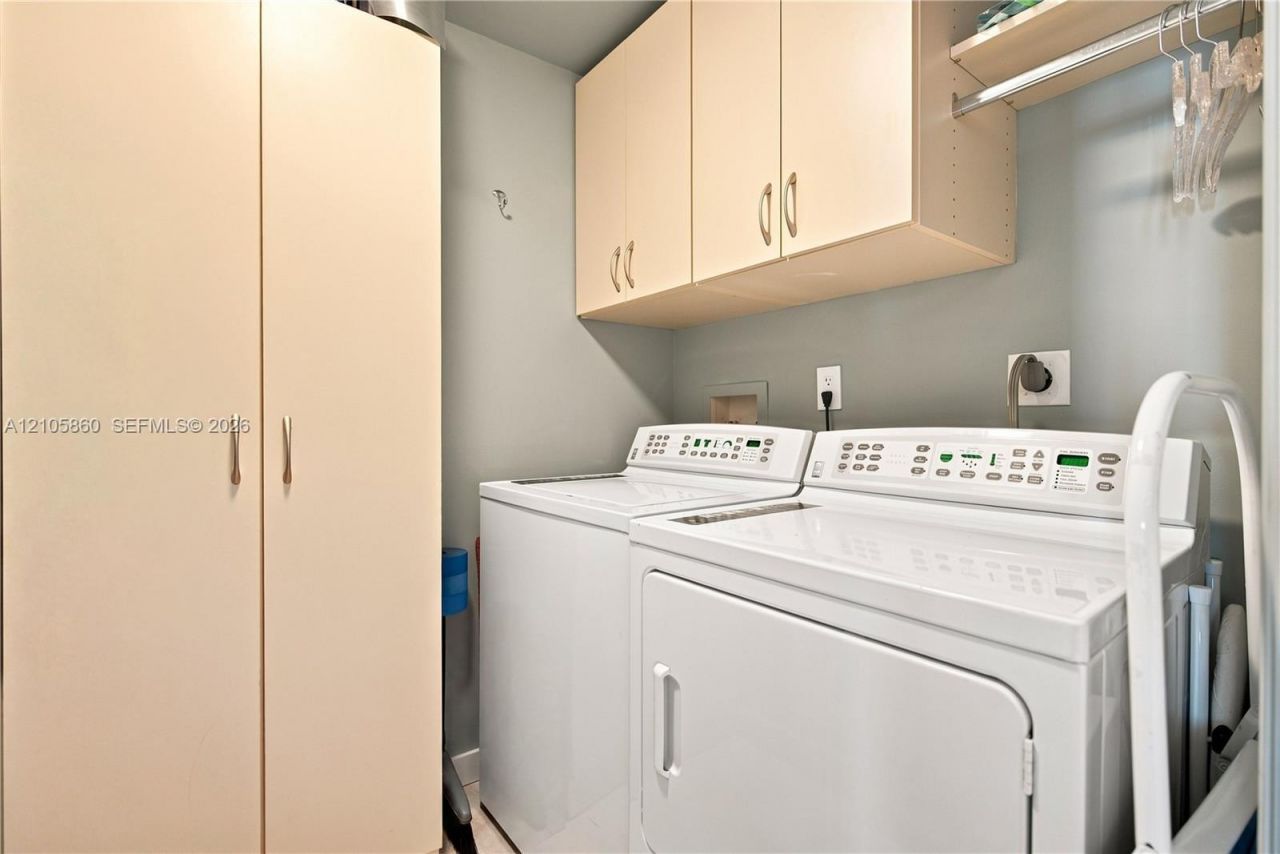 17555 Collins Ave , Unit 1903, Sunny Isles Beach, FL 33160 Photo