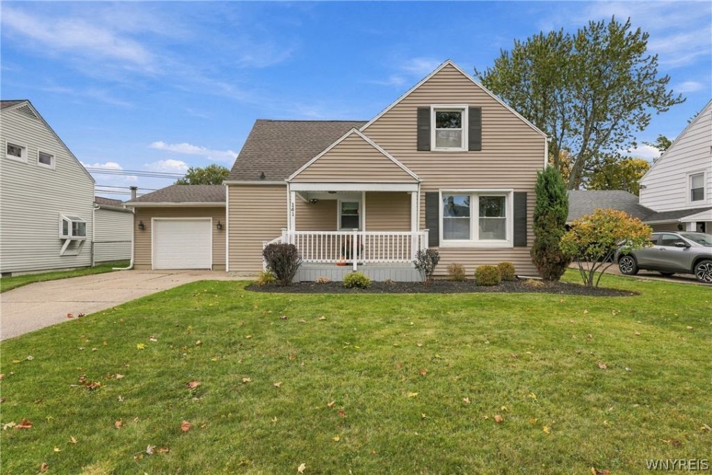 141 Kelvin Drive, Buffalo, NY 14223 Main Photo