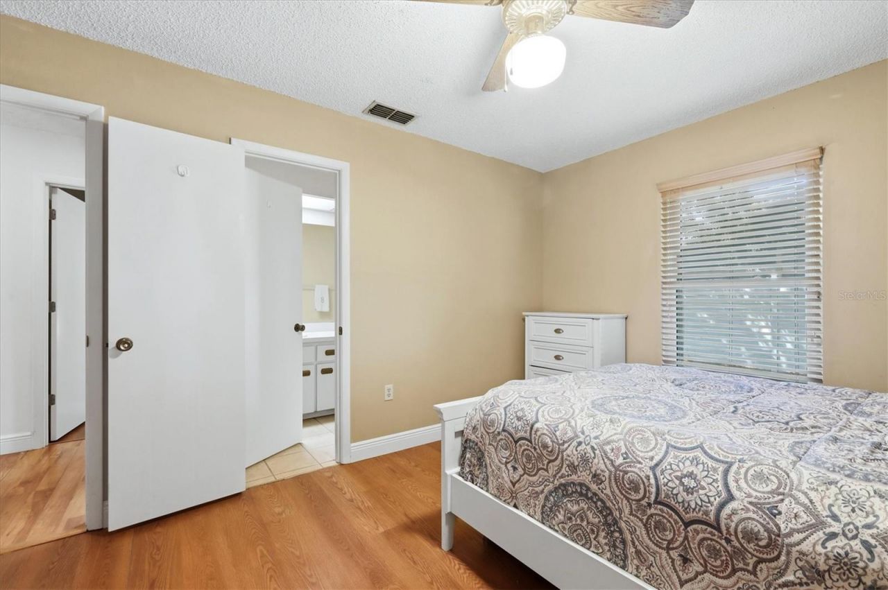 4006 75th Terrace E, Sarasota, FL 34243 Photo