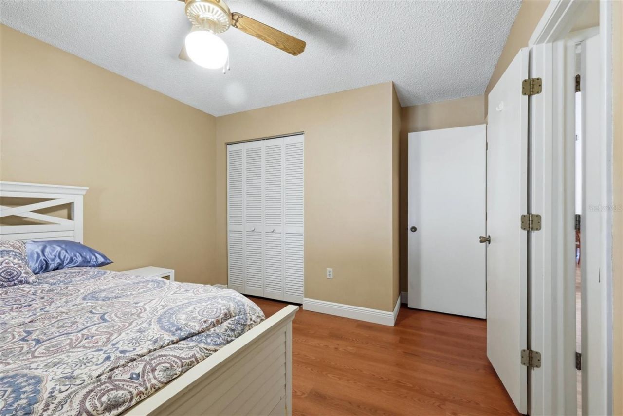 4006 75th Terrace E, Sarasota, FL 34243 Photo