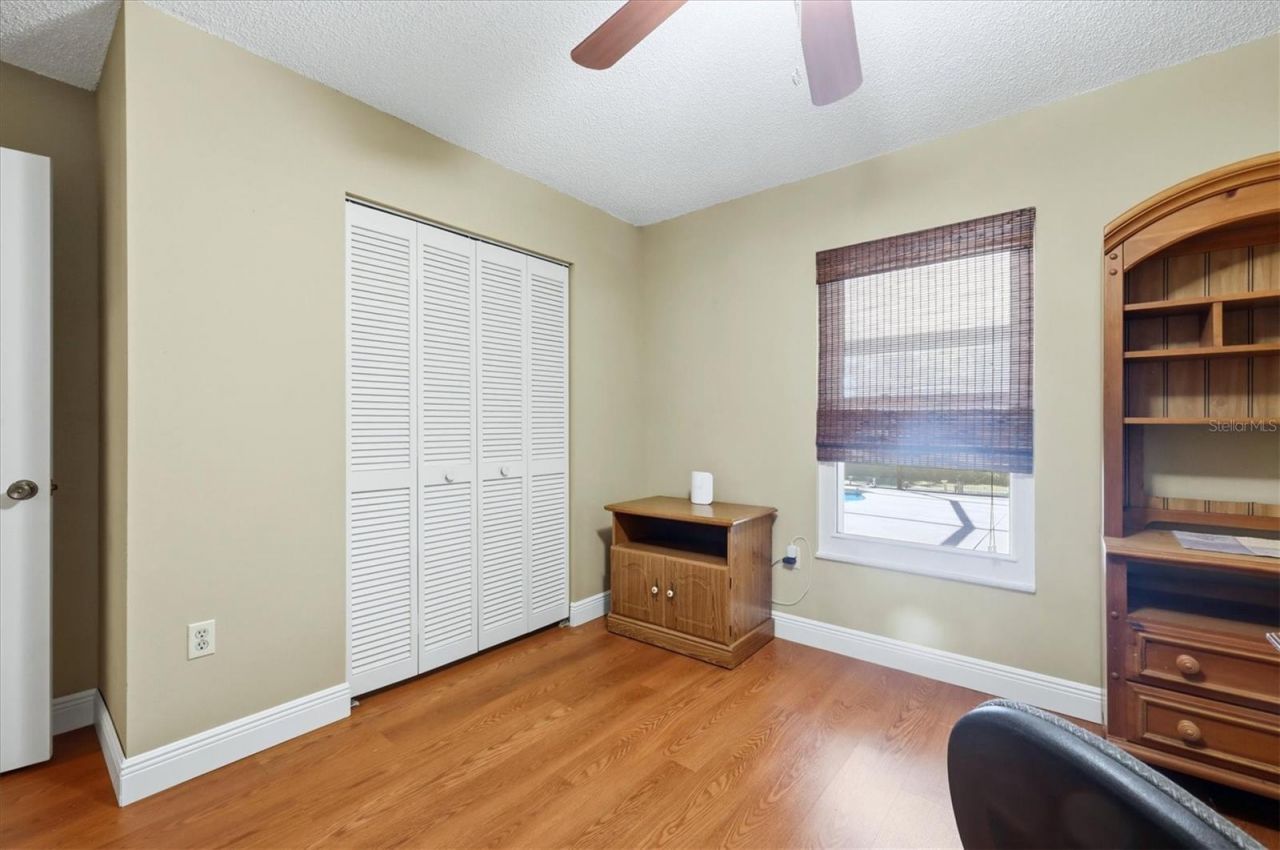 4006 75th Terrace E, Sarasota, FL 34243 Photo