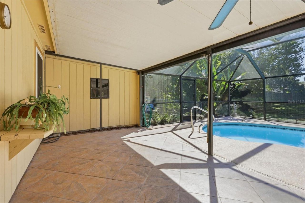 4006 75th Terrace E, Sarasota, FL 34243 Photo