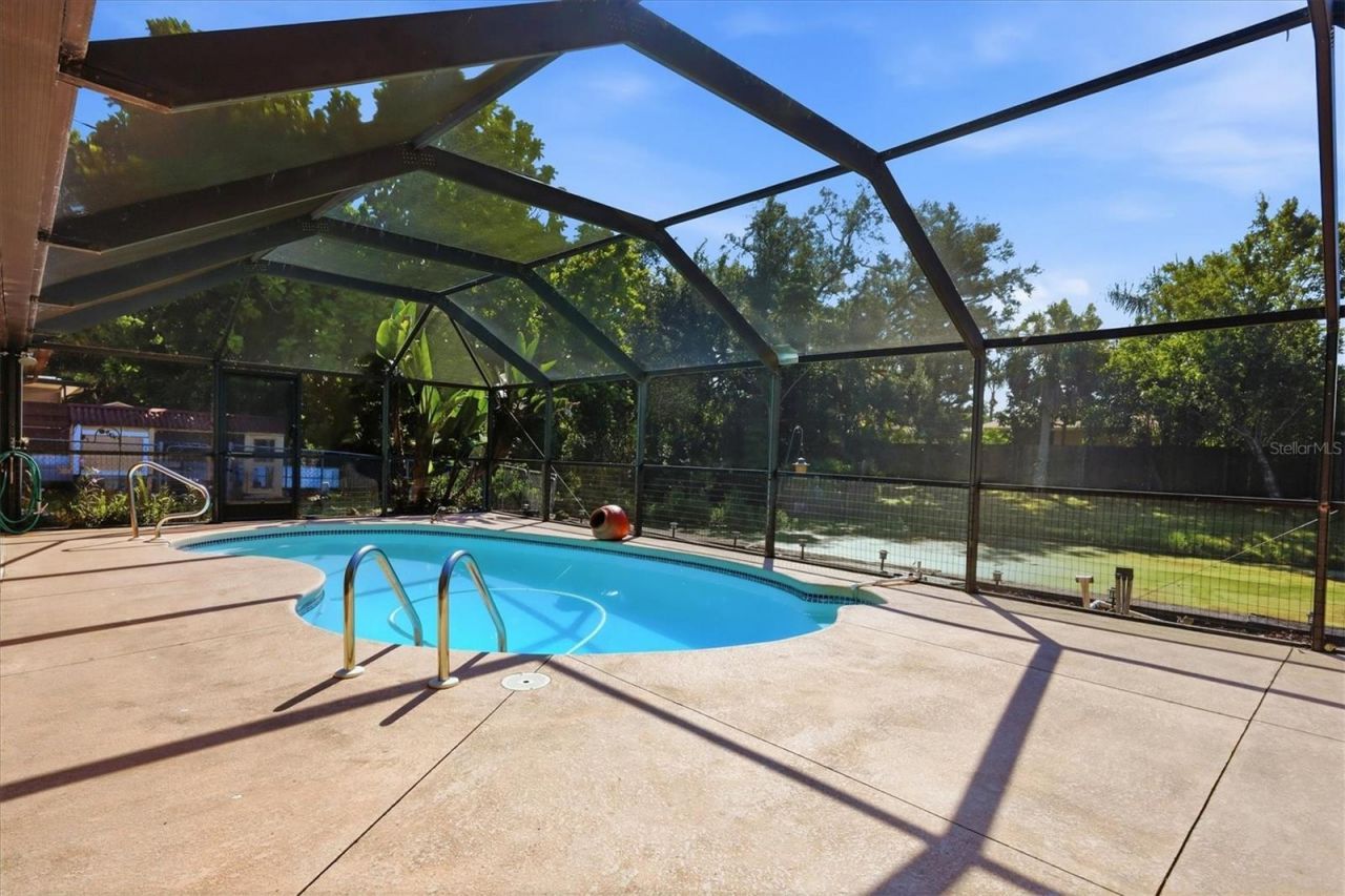 4006 75th Terrace E, Sarasota, FL 34243 Photo
