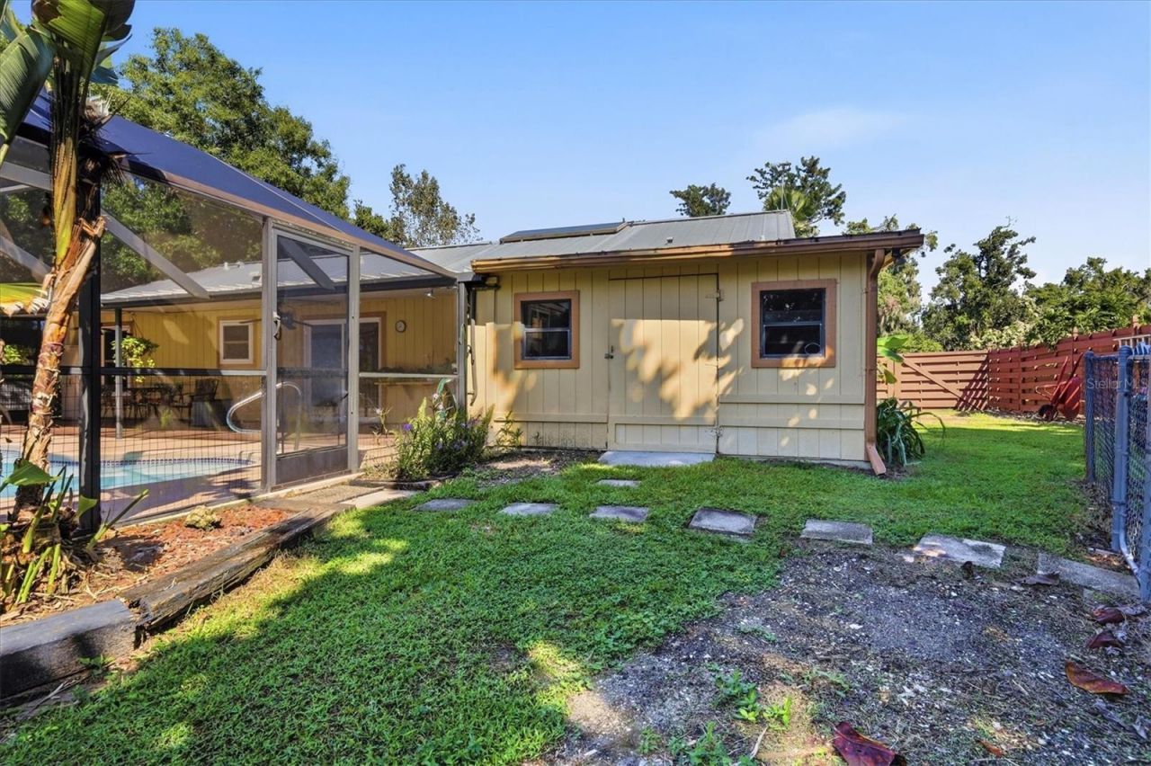 4006 75th Terrace E, Sarasota, FL 34243 Photo