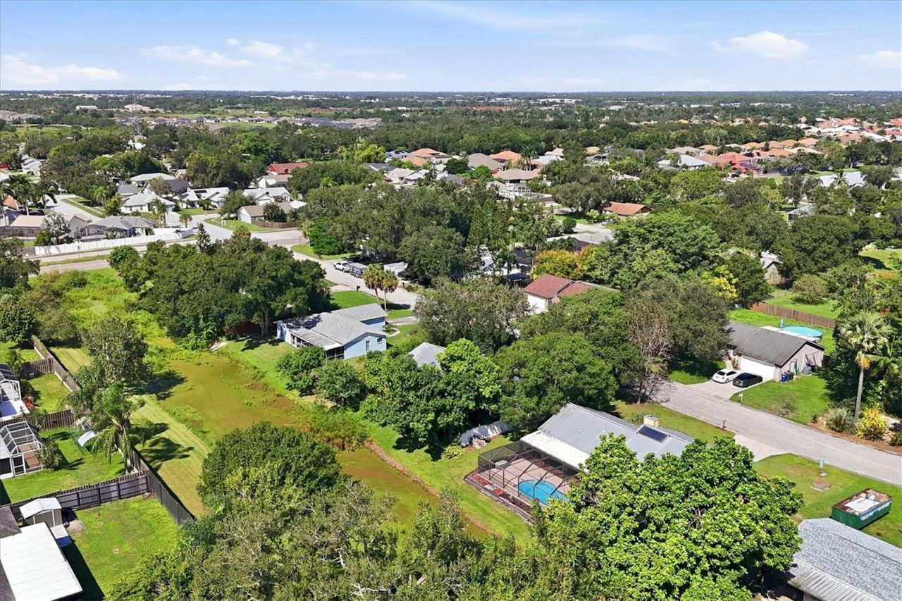 4006 75th Terrace E, Sarasota, FL 34243 Photo