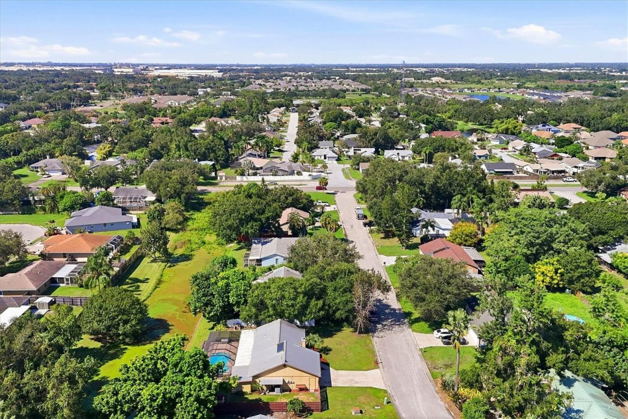 4006 75th Terrace E, Sarasota, FL 34243 Photo