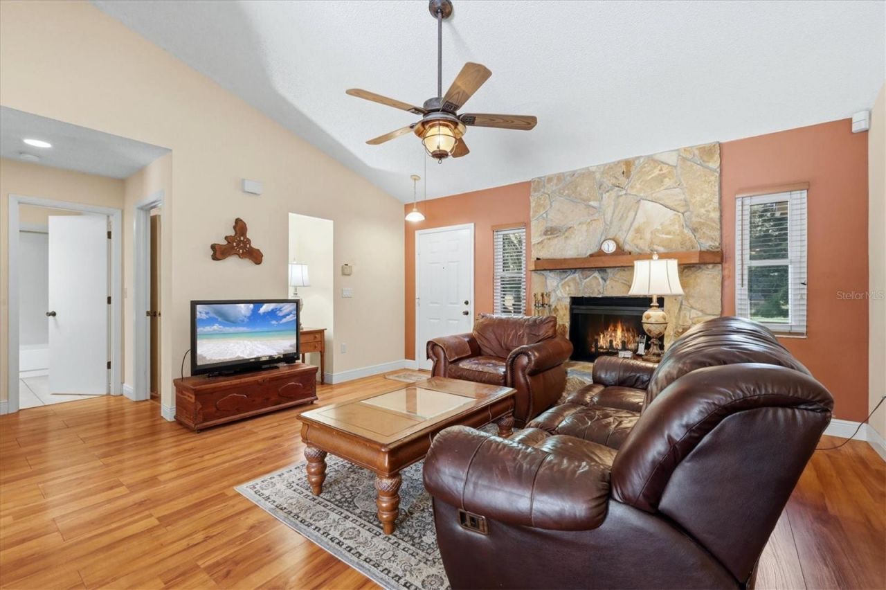 4006 75th Terrace E, Sarasota, FL 34243 Photo
