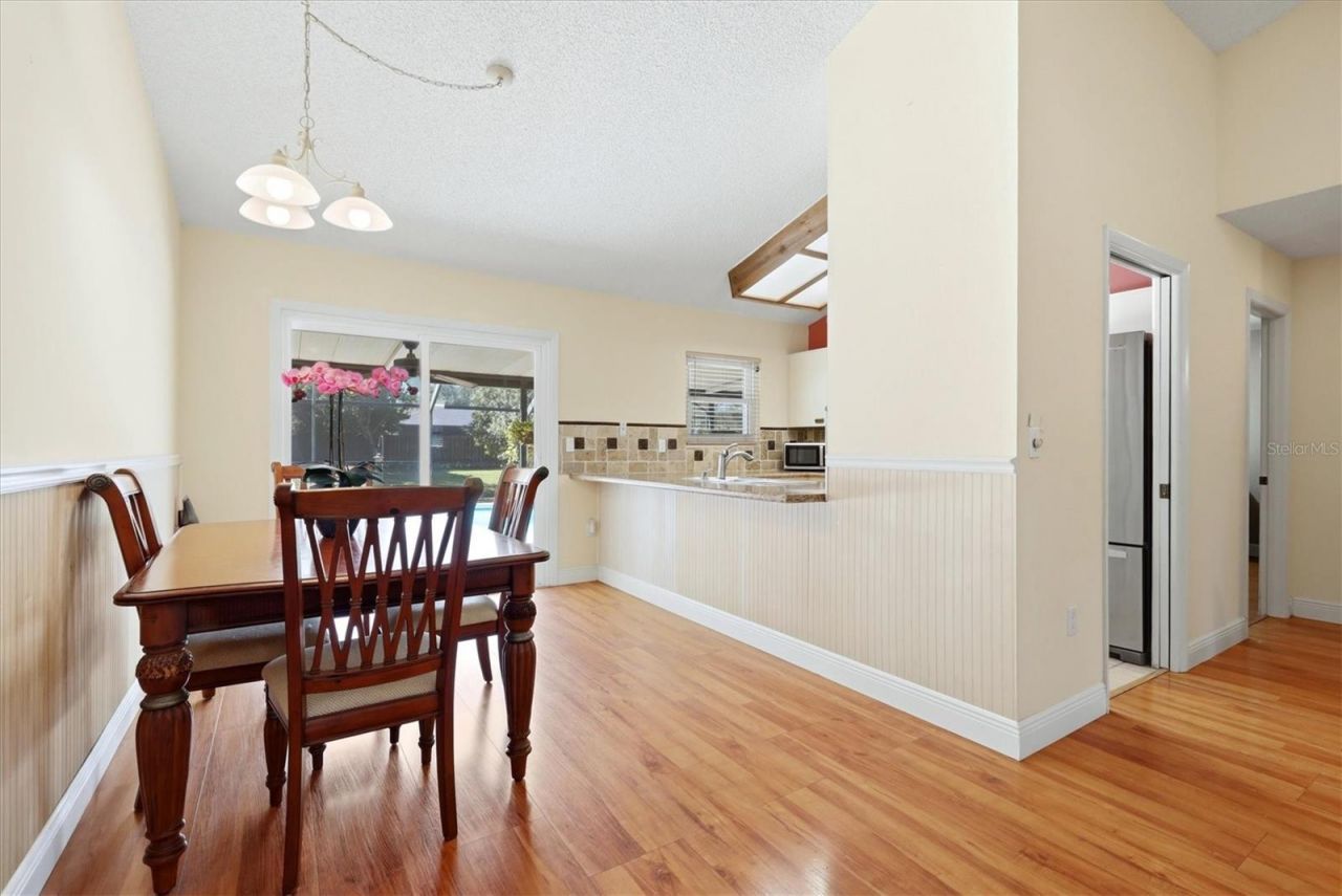 4006 75th Terrace E, Sarasota, FL 34243 Photo