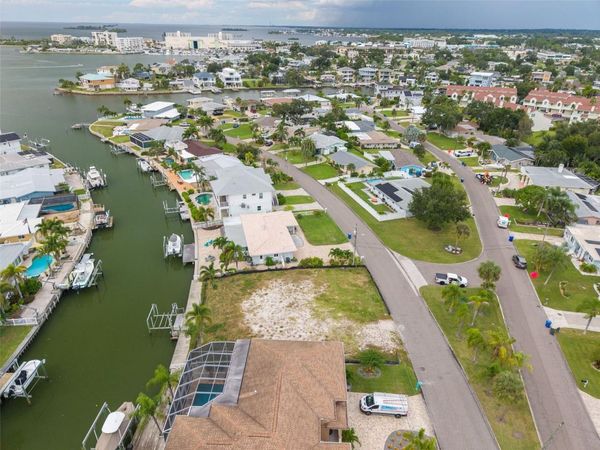 2270 EDYTHE DRIVE , DUNEDIN, FL 34698