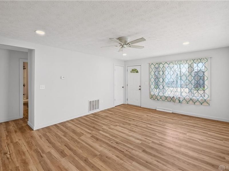 836 S Central Avenue, Fairborn, OH 45324 Photo 8