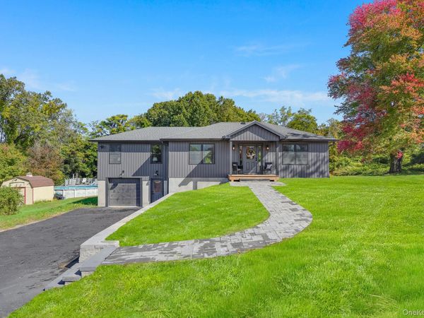 156 Red Schoolhouse Road , Fishkill, NY 12524