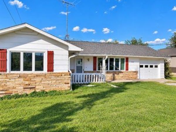 10663 Plato Drive, Plato, MO 65552
