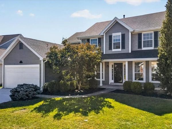 255 Cheval Square Drive, Chesterfield, MO 63005