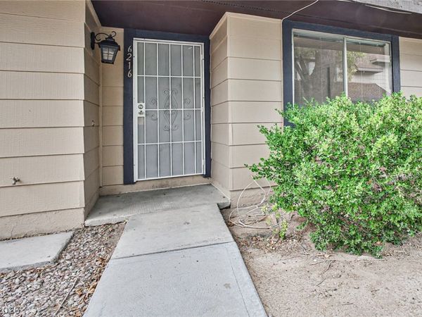 6216 Meadowhaven Lane , Las Vegas, NV 89103