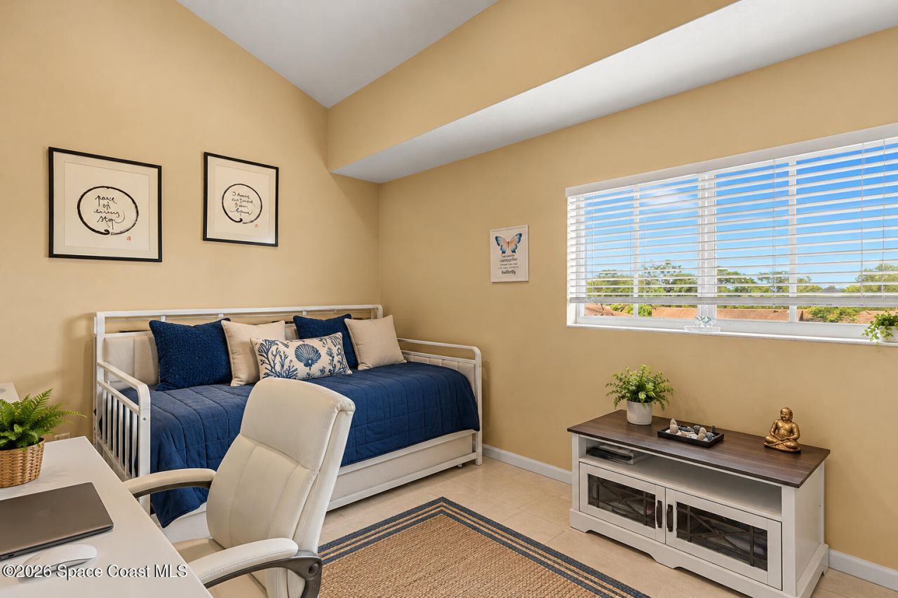 520 7th Square , Unit 202, Vero Beach, FL 32962 Photo