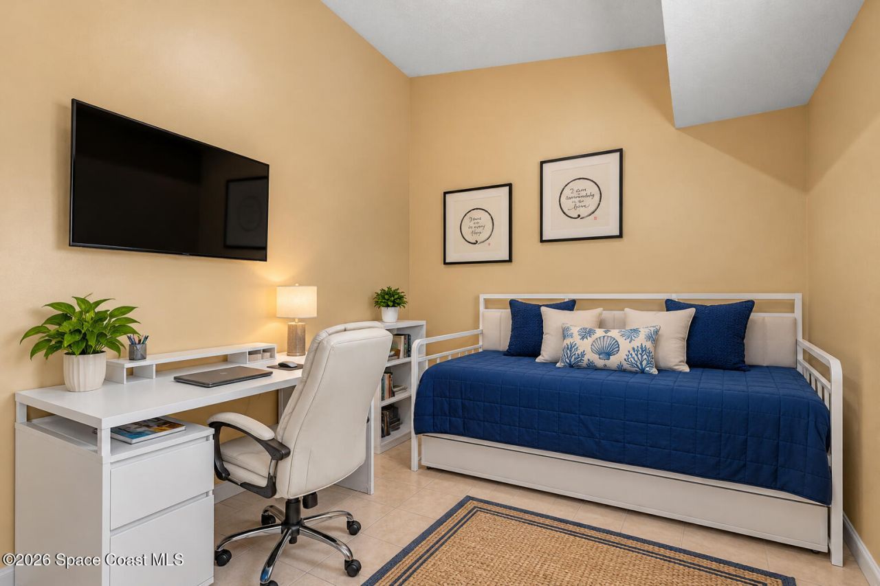 520 7th Square , Unit 202, Vero Beach, FL 32962 Photo