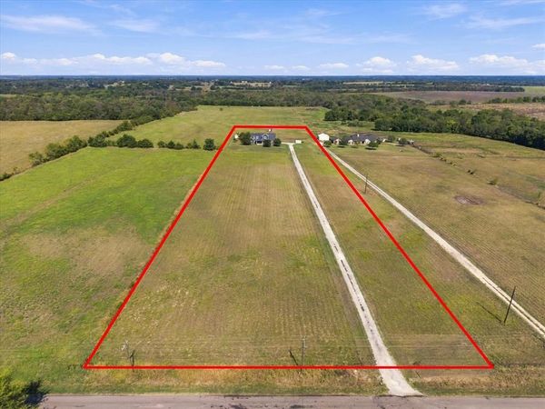 250 County Road 1006, Wolfe City, TX 75496