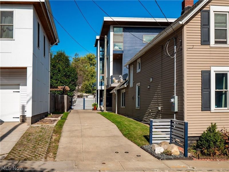 716 University Court, Cleveland, OH 44113 Photo 48