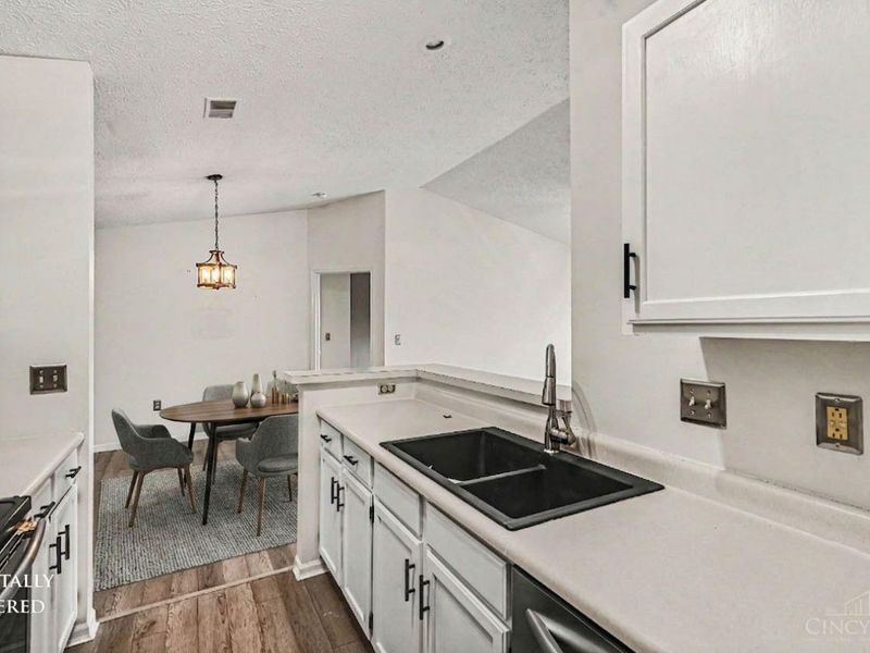 410 Carrington Lane, Unit 311, Loveland, OH 45140 Photo 5