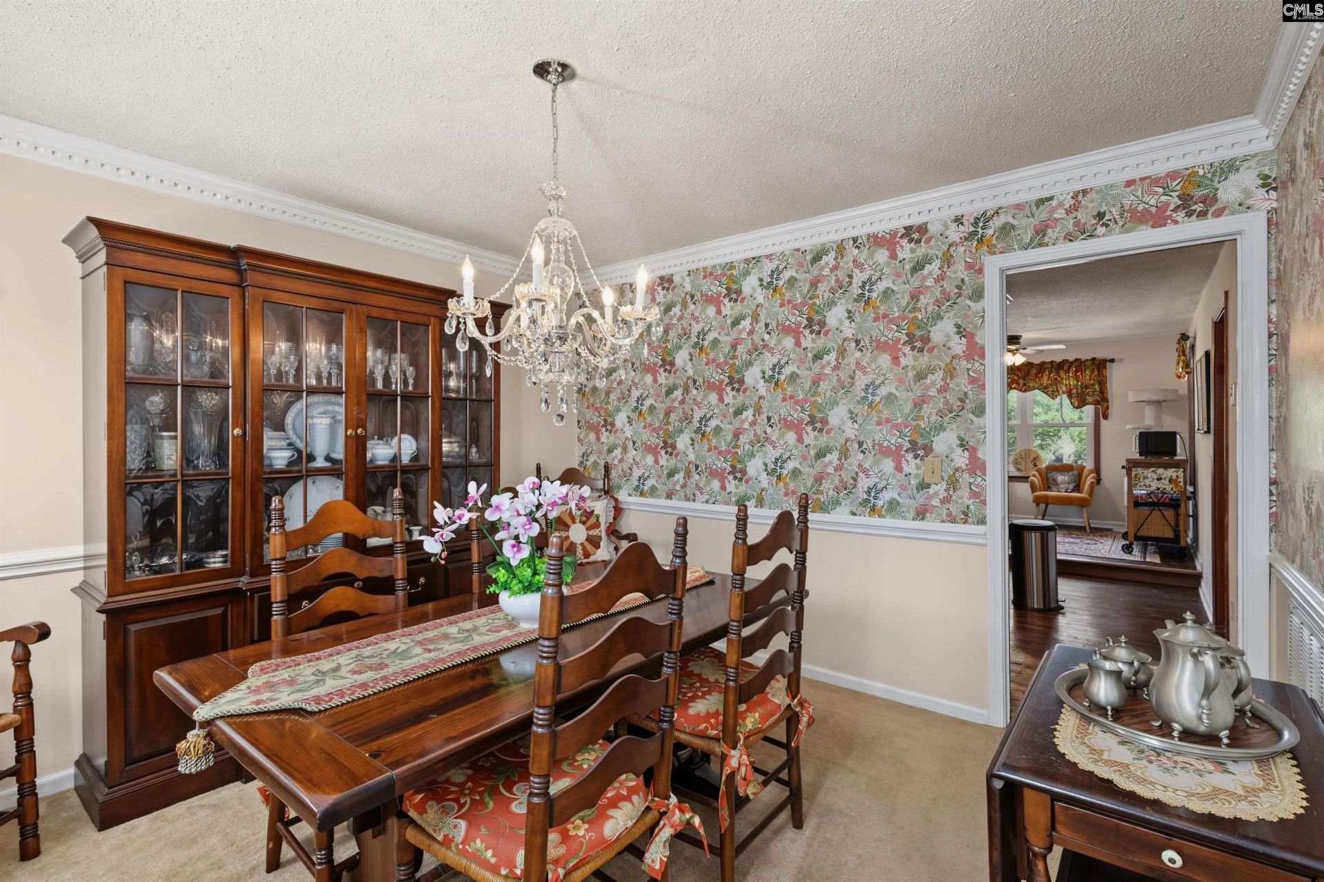 100 Dale Valley Road  Photo 16