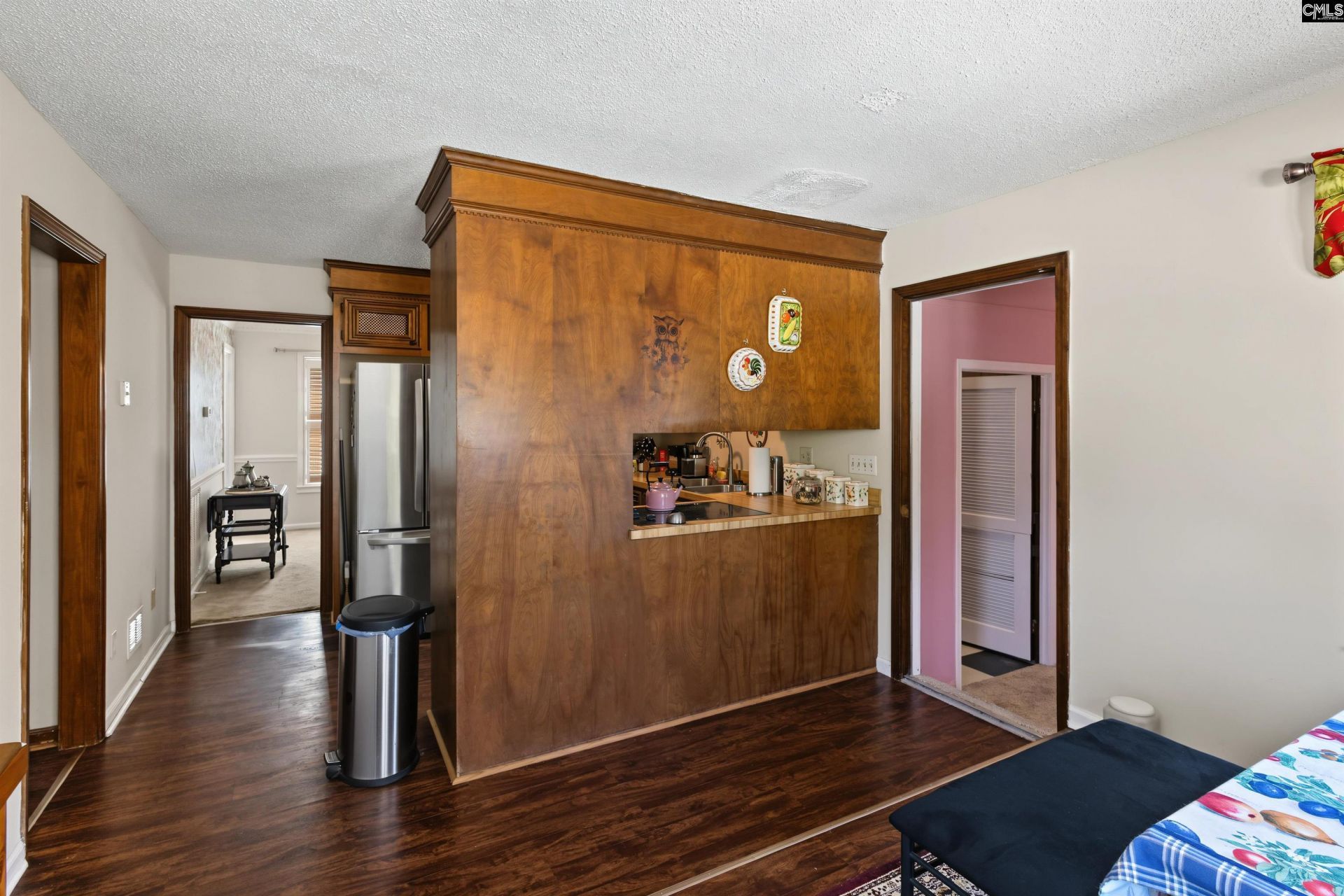 100 Dale Valley Road  Photo 20