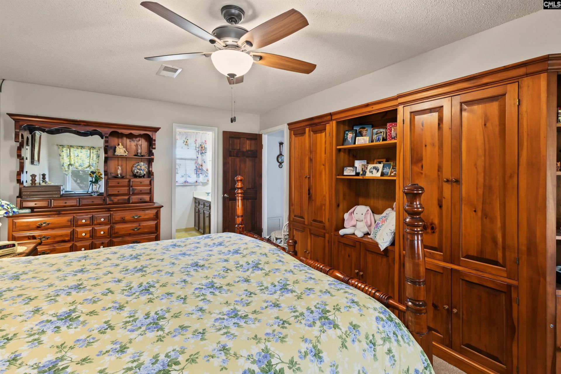 100 Dale Valley Road  Photo 28