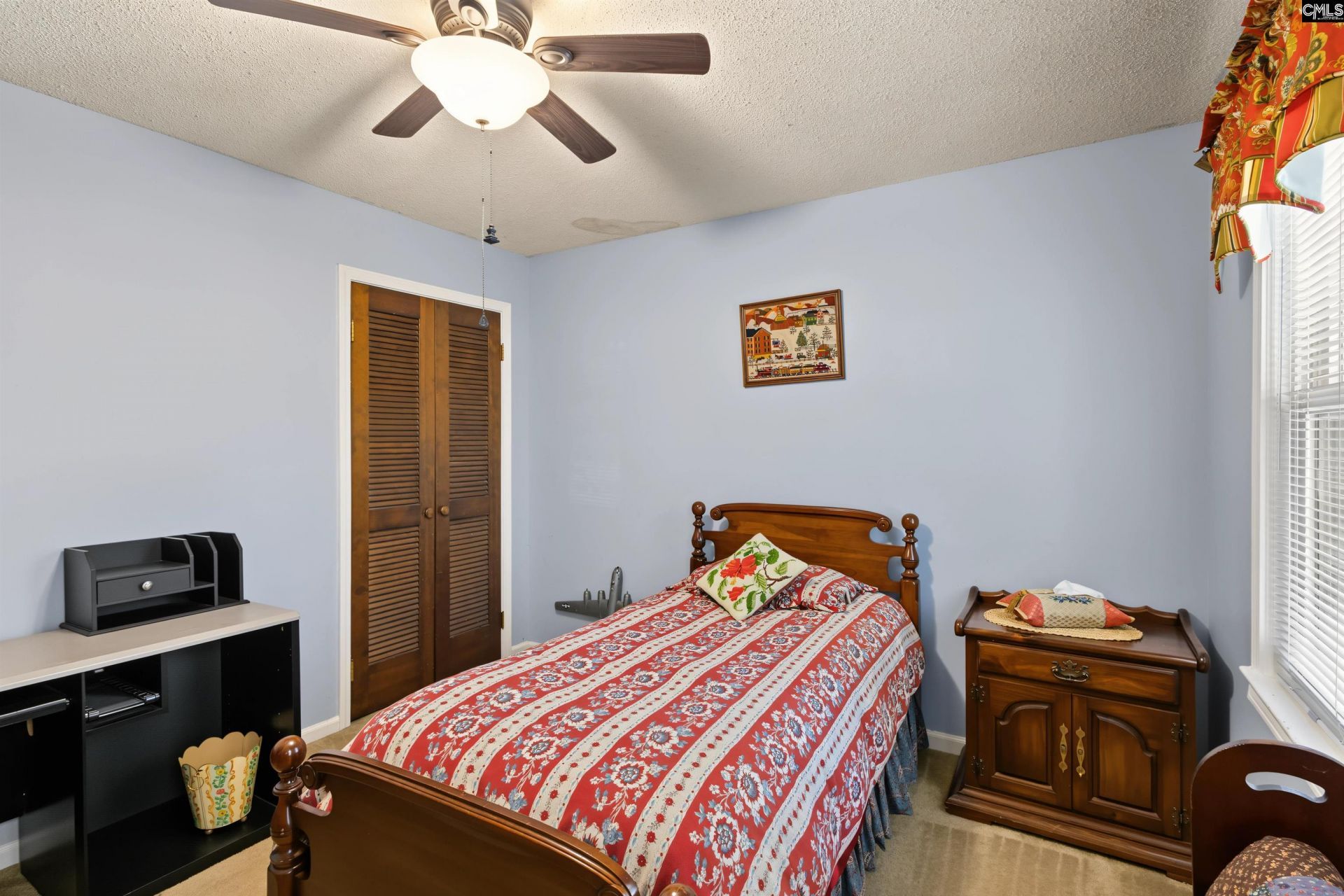 100 Dale Valley Road  Photo 36