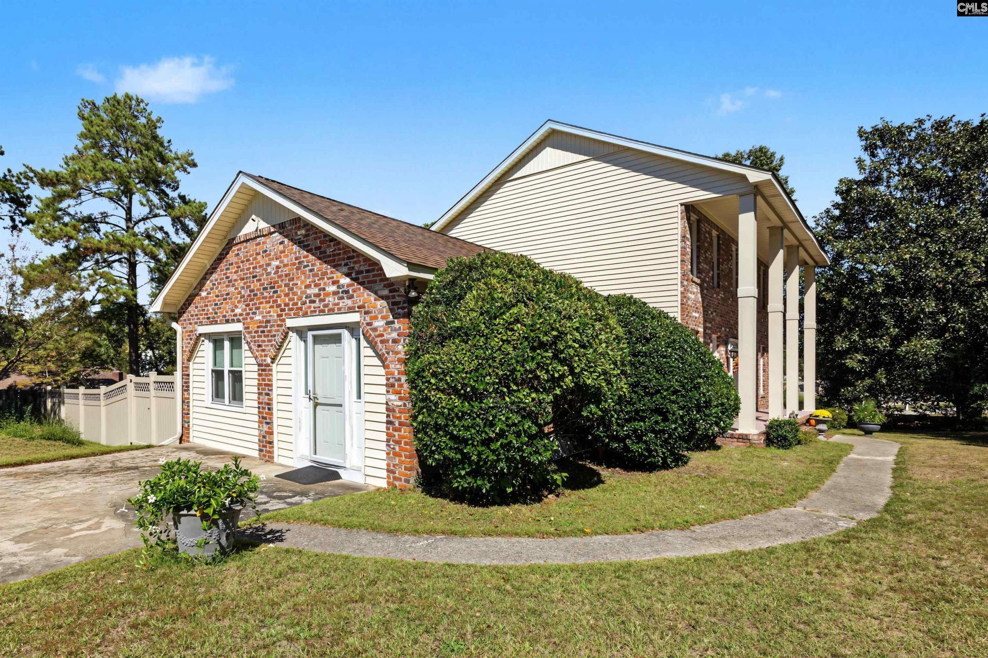 100 Dale Valley Road  Photo 5