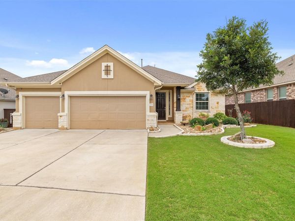 264 N Sage HOLW, Dripping Springs, TX 78620