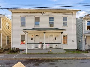 9 & 11 E PALL MALL STREET , WINCHESTER, VA 22601