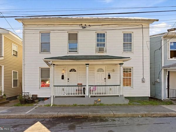 9 & 11 E PALL MALL STREET, WINCHESTER, VA 22601