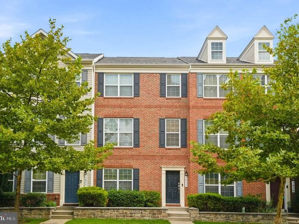7832 BLUE STREAM DRIVE, ELKRIDGE, MD 21075