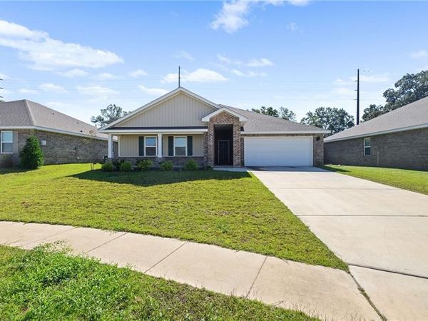 10313 Ellenton Street E, Mobile, AL 36695