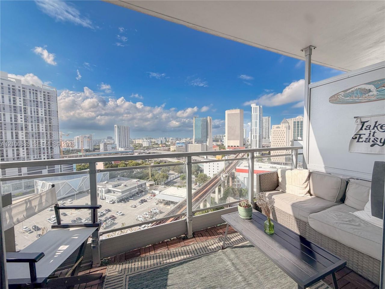 90 SW 3rd St , Unit 1910, Miami, FL 33130 Photo