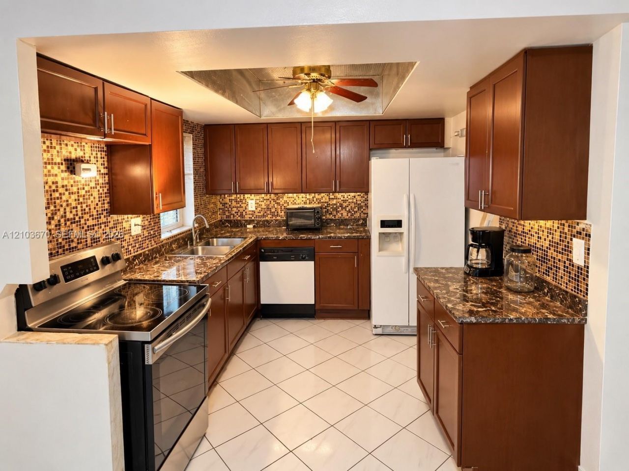 931 NE 130th St, North Miami, FL 33161 Photo