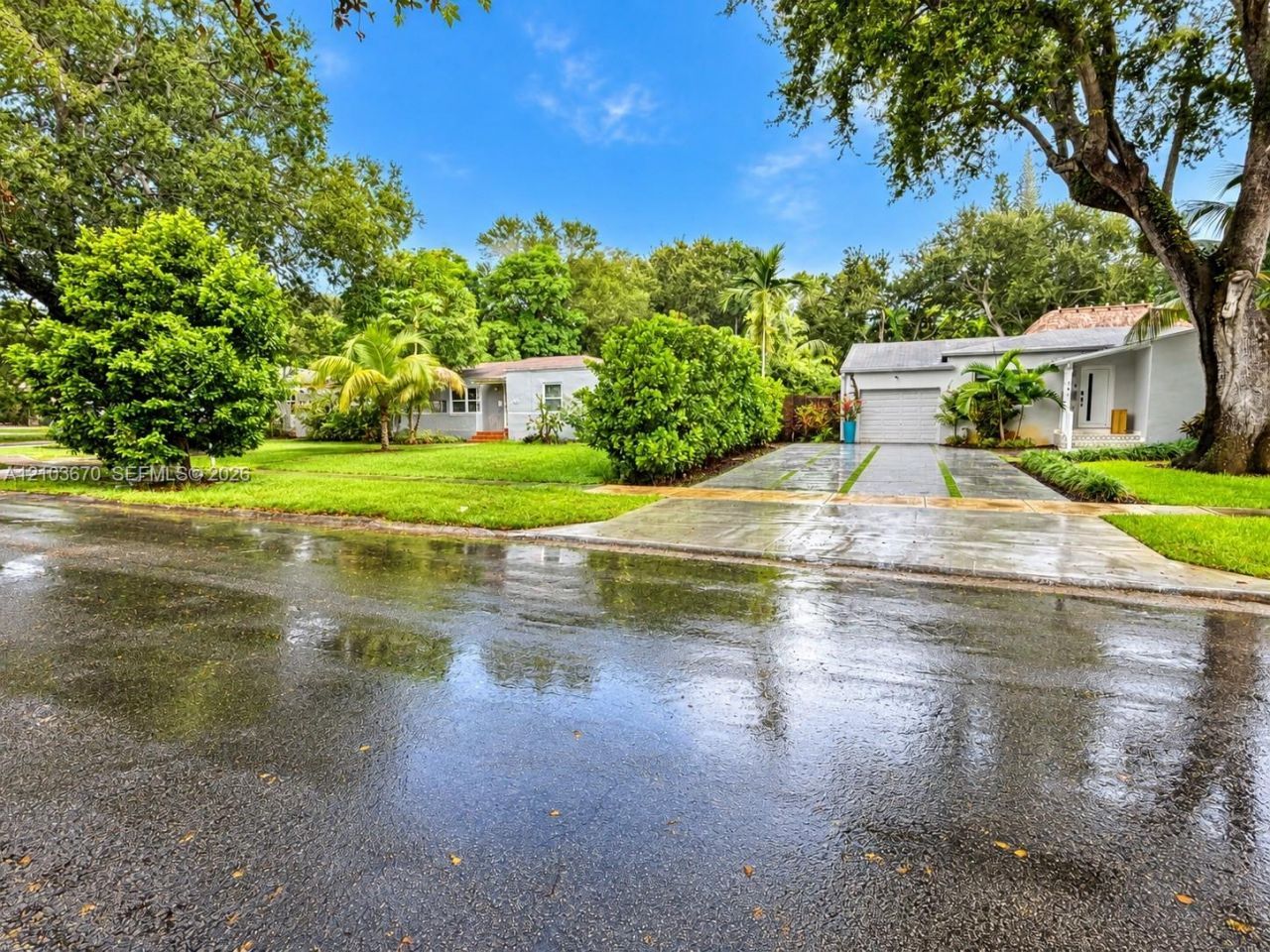 931 NE 130th St, North Miami, FL 33161 Photo