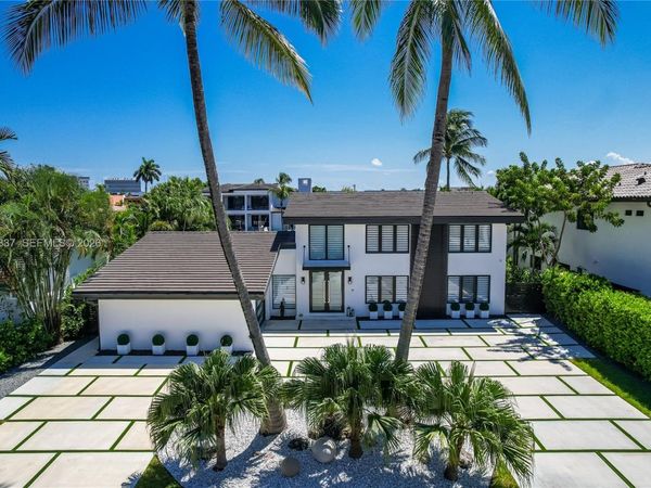 3322 NE 166th St , North Miami Beach, FL 33160
