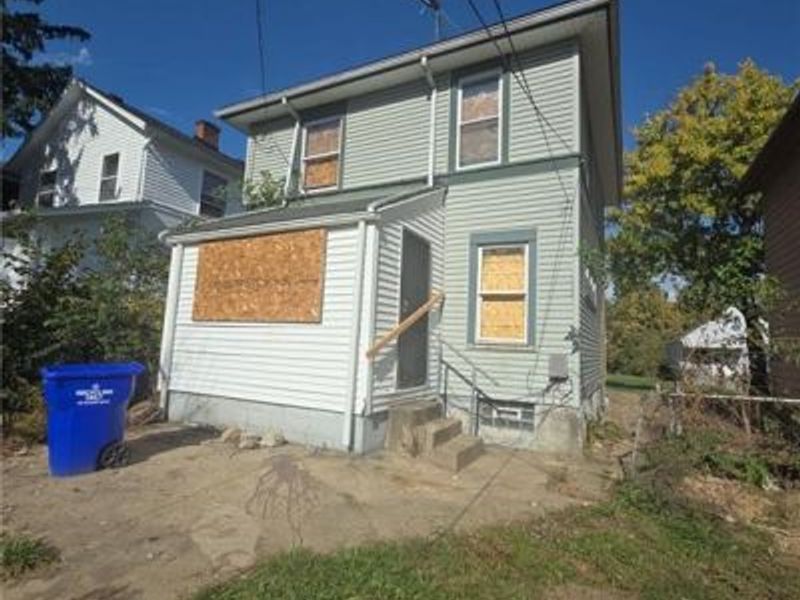 152 E Parkwood Drive, Dayton, OH 45405 Photo 4