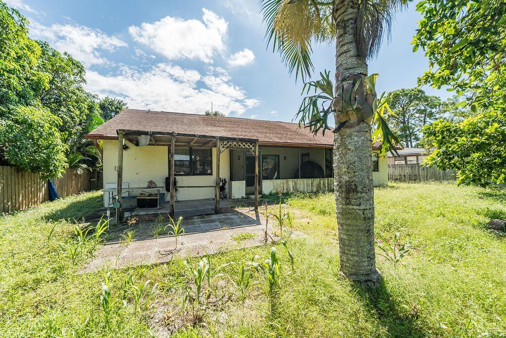 7625 Canal Drive, Lake Worth, FL 33467 Photo