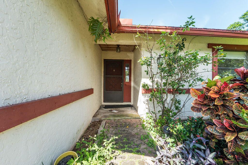 7625 Canal Drive, Lake Worth, FL 33467 Photo